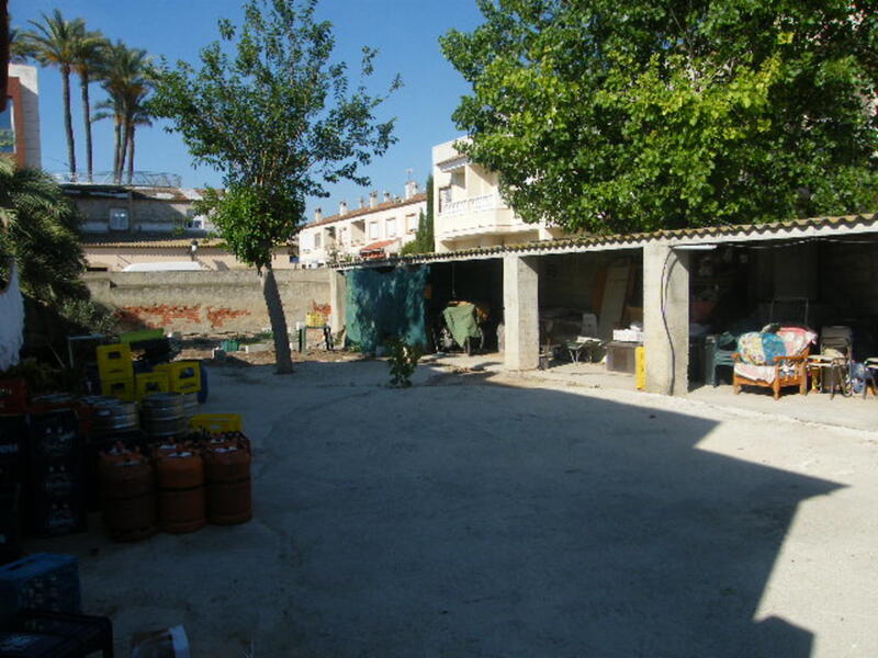 Jord til salg i Daya Vieja, Alicante