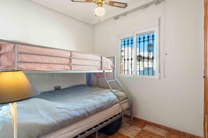 2 Cuarto Villa en venta