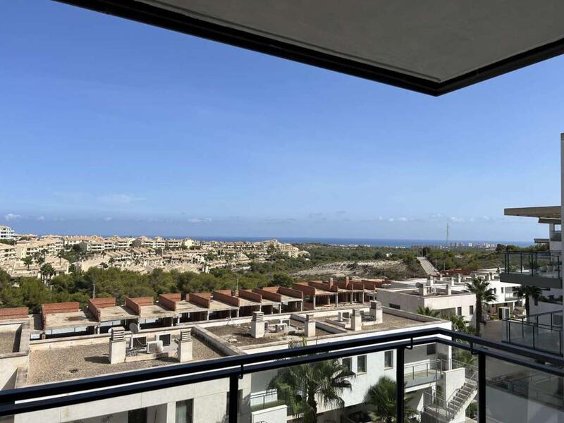 Apartment for sale in Dehesa de Campoamor, Alicante