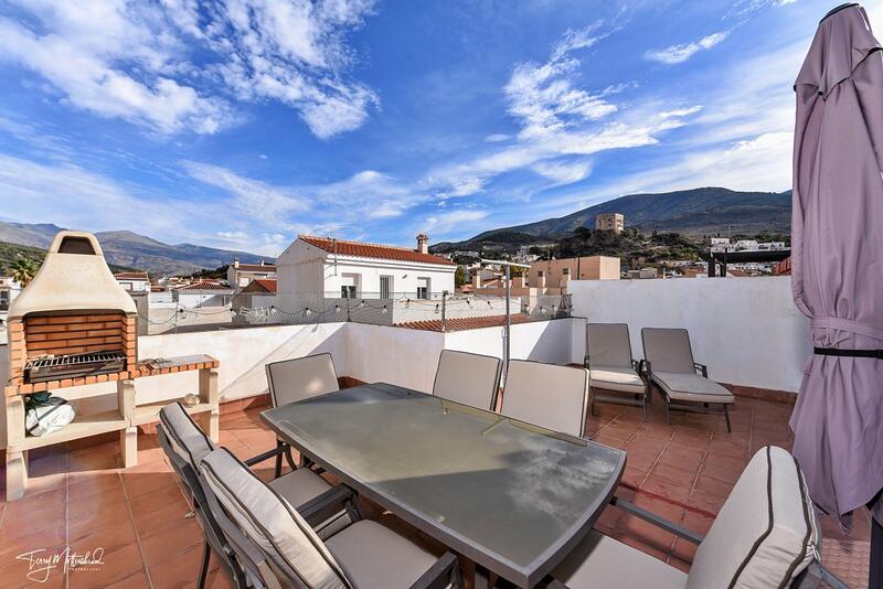 Lägenhet till salu i Velez de Benaudalla, Granada