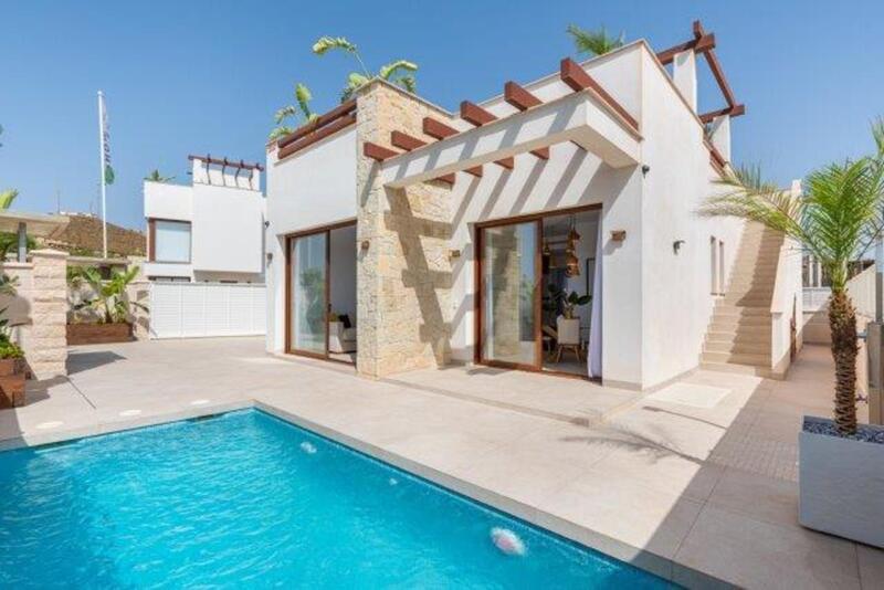 Casa de Campo en venta en Vera Playa, Almería