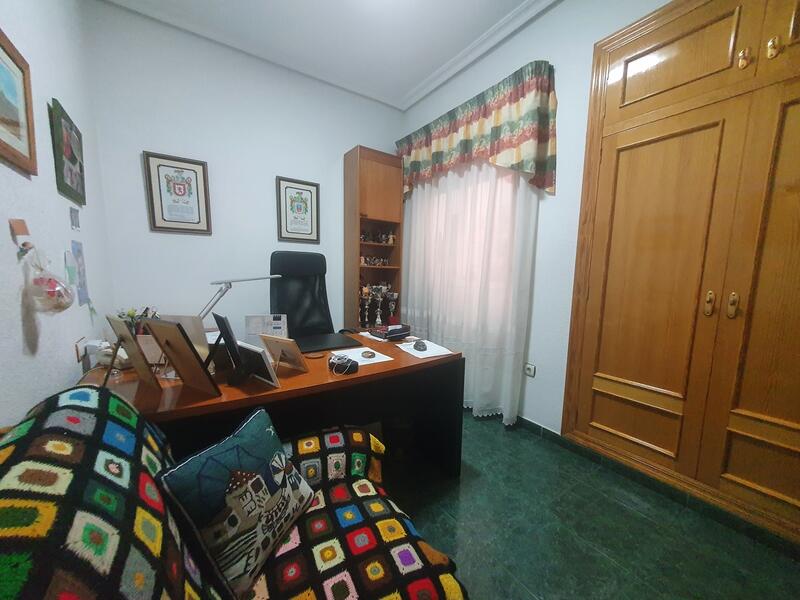 4 Cuarto Adosado en venta