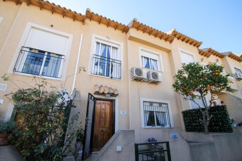 Townhouse for sale in Orihuela Costa, Alicante