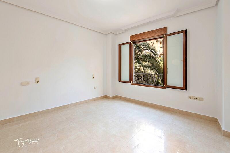 4 bedroom Apartment for sale