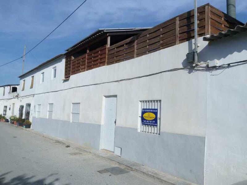 Villa à vendre dans La Campaneta, Alicante