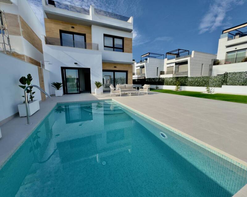 Villa til salg i Benijófar, Alicante