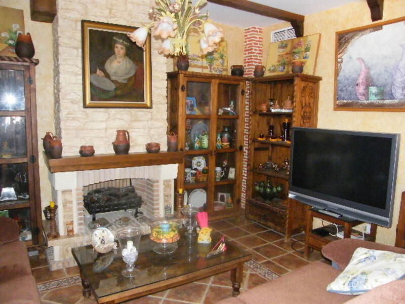 6 slaapkamer Gezinswoning Te koop