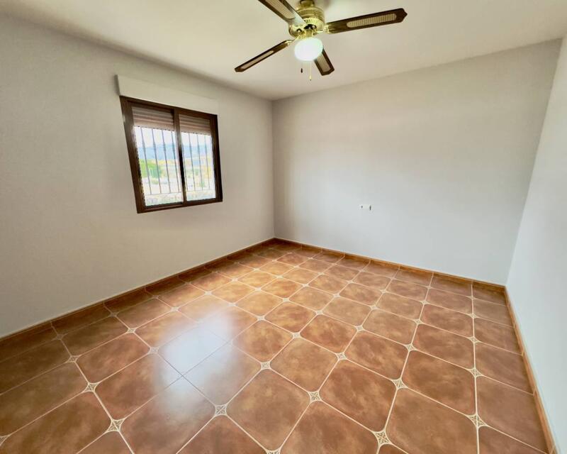 3 Schlafzimmer Landhaus zu verkaufen