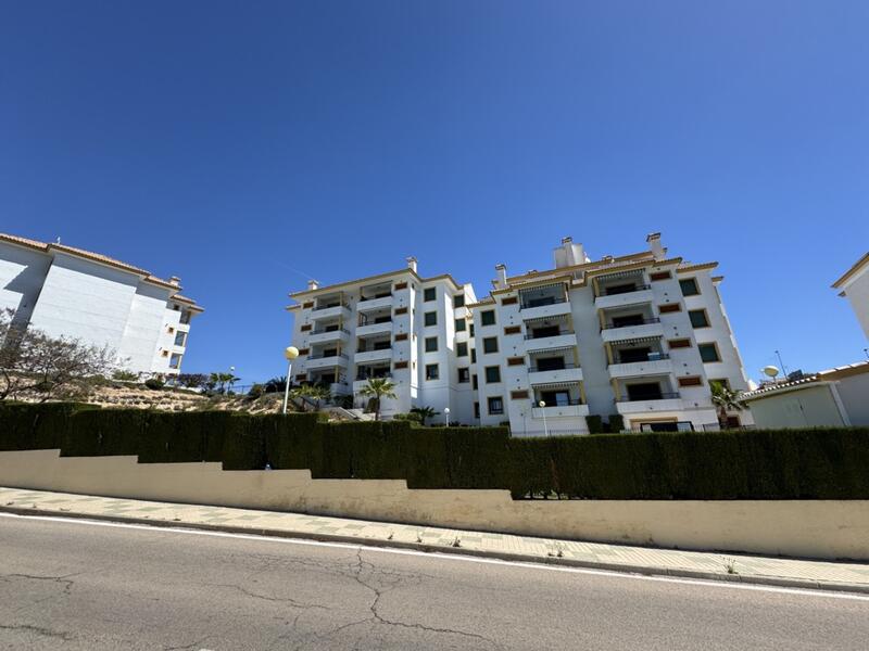 квартира продается в Villamartin, Alicante