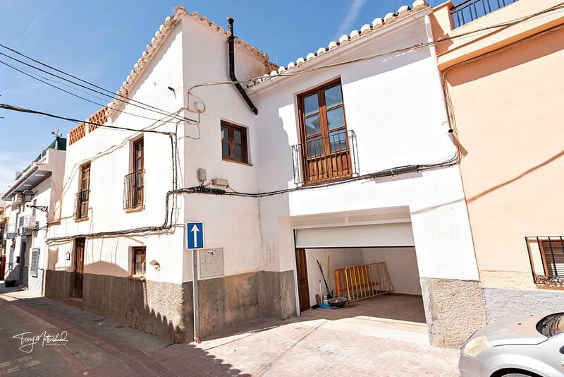 Maison de Ville à vendre dans Velez de Benaudalla, Granada