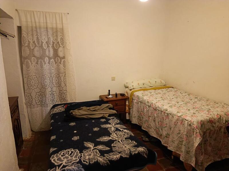 6 chambre Maison Troglodyte à vendre