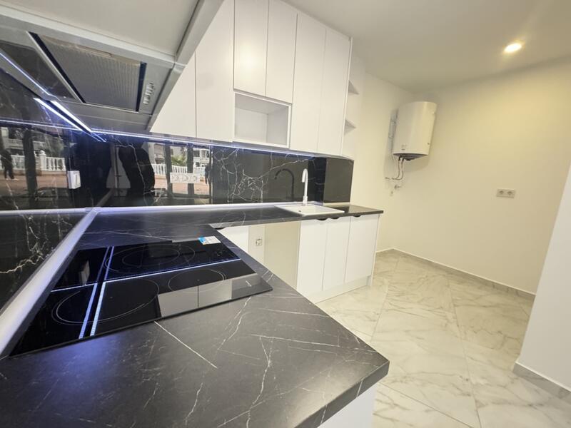2 Schlafzimmer Appartement zu verkaufen