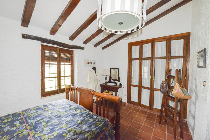 5 Cuarto Casa de Campo en venta