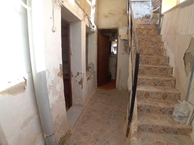 2 slaapkamer Gezinswoning Te koop