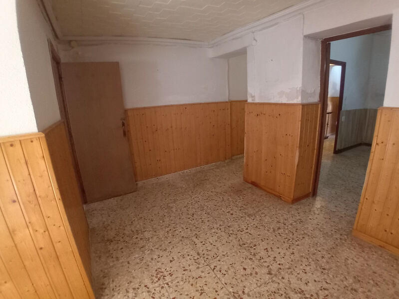 2 slaapkamer Gezinswoning Te koop
