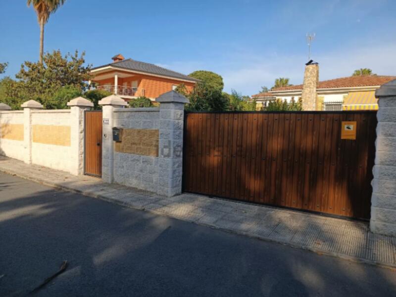 4 Cuarto Villa en venta