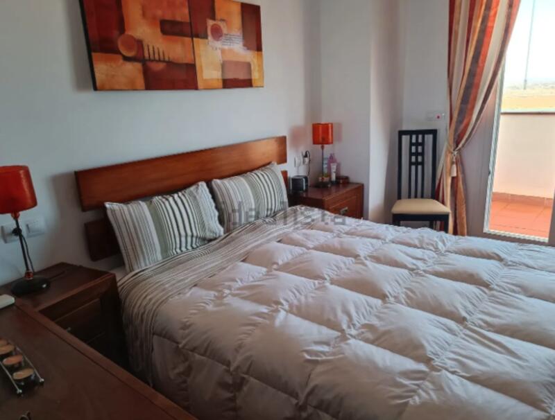 2 slaapkamer Gezinswoning Te koop