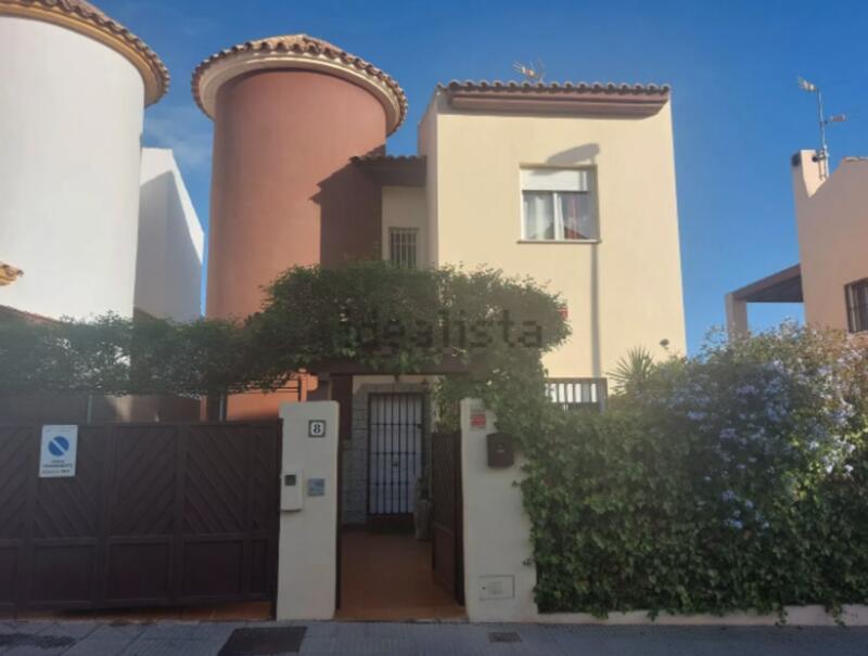 3 slaapkamer Villa Te koop