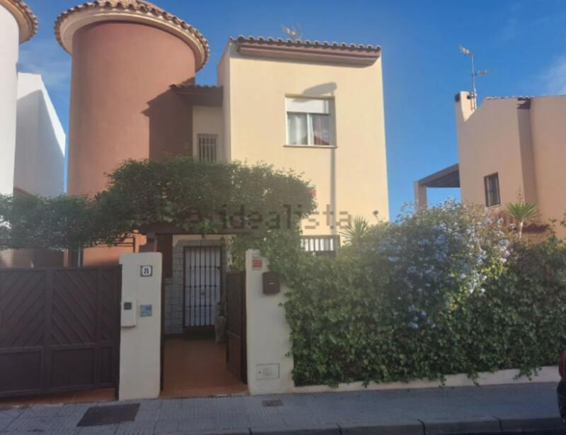 3 slaapkamer Villa Te koop