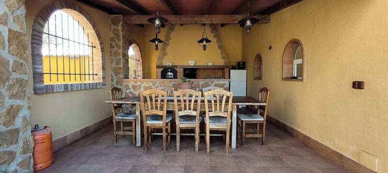 4 bedroom Country House for sale