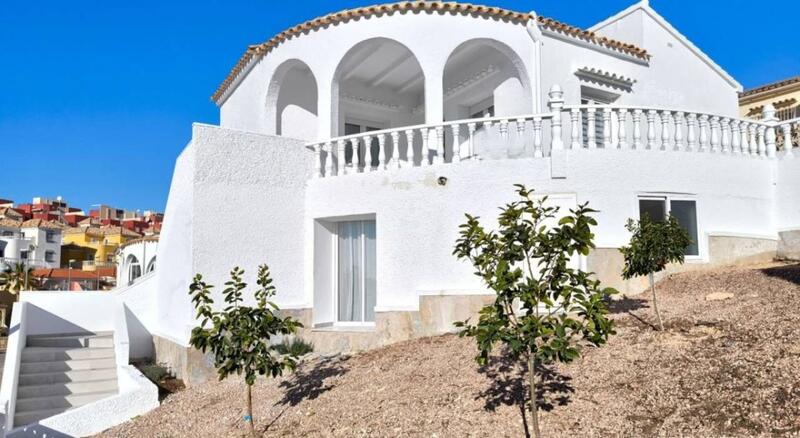 4 bedroom Villa for sale