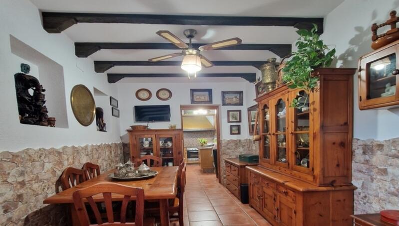 4 bedroom Villa for sale