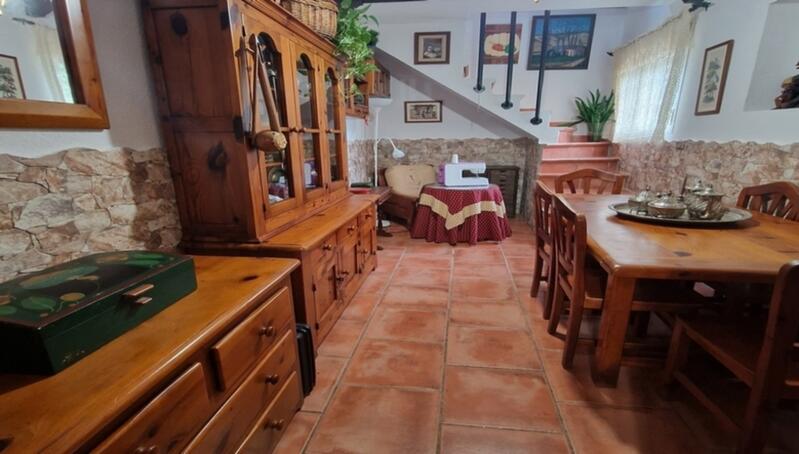 4 bedroom Villa for sale