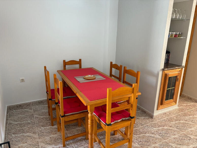 3 bedroom Townhouse for sale