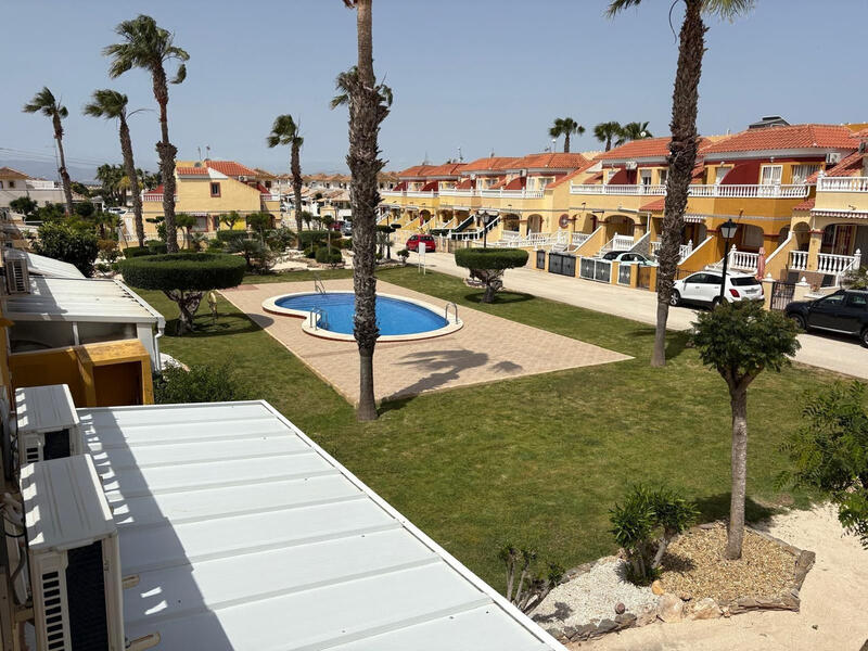3 bedroom Townhouse for sale