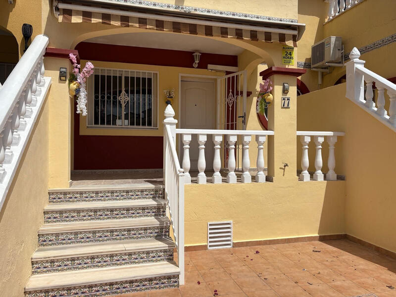 3 bedroom Townhouse for sale