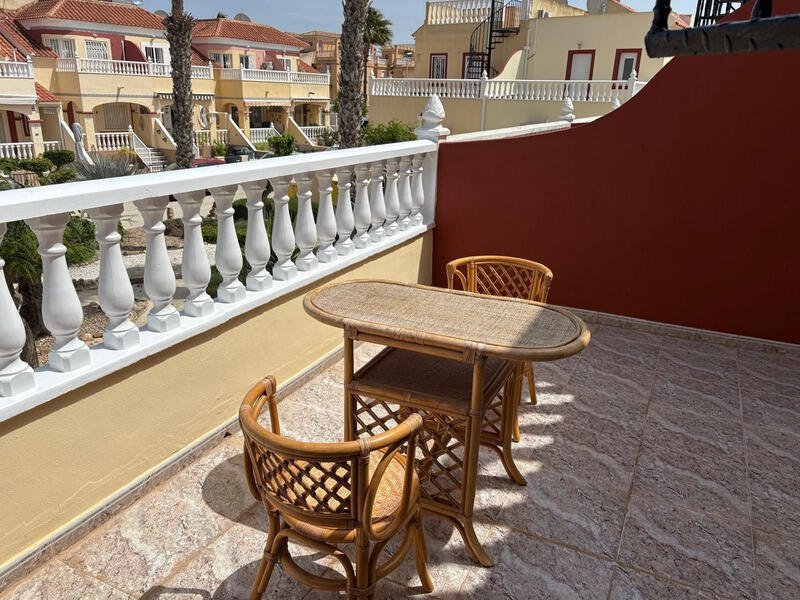 3 bedroom Townhouse for sale