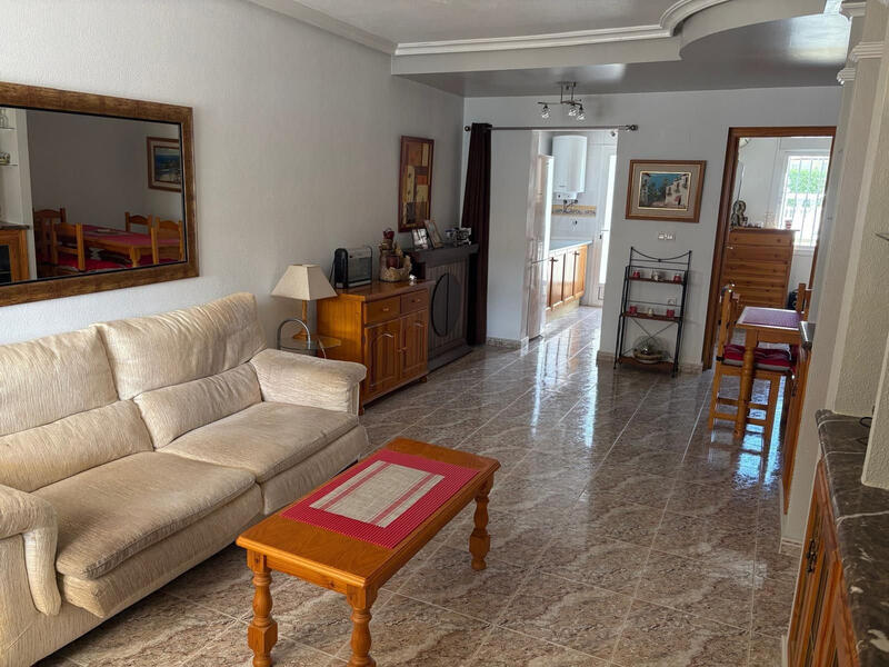 3 bedroom Townhouse for sale