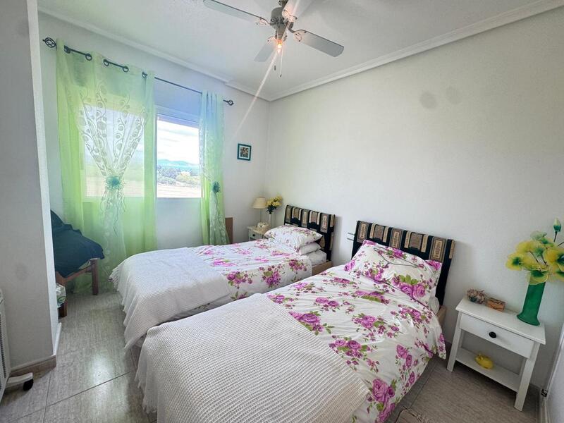 2 slaapkamer Appartement Te koop
