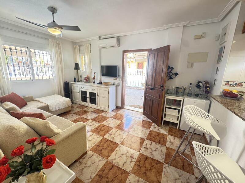 3 slaapkamer Gezinswoning Te koop