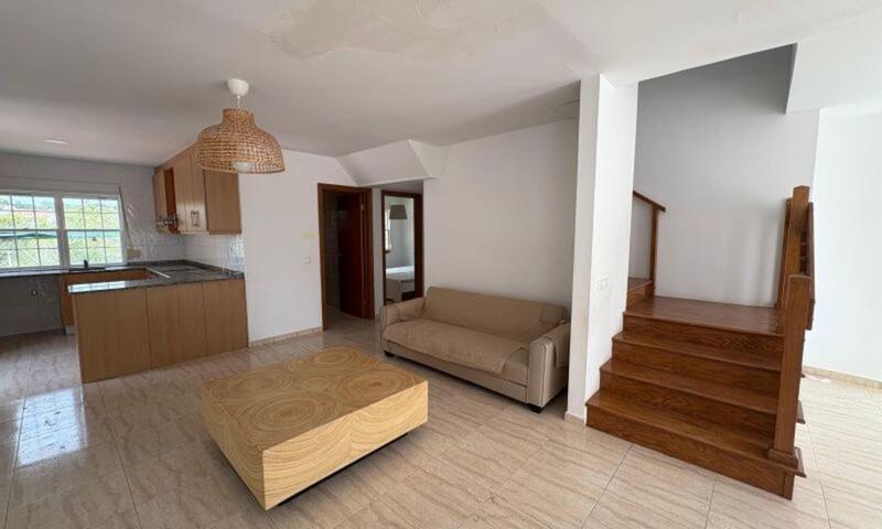 4 Cuarto Villa en venta