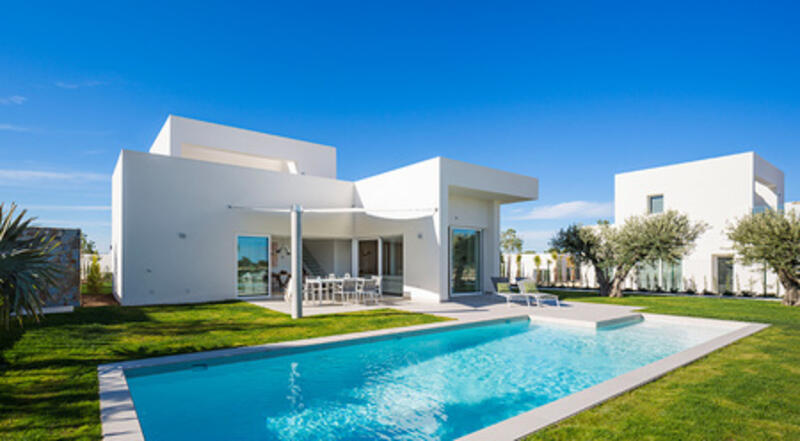 Villa en venta en Villamartin, Alicante