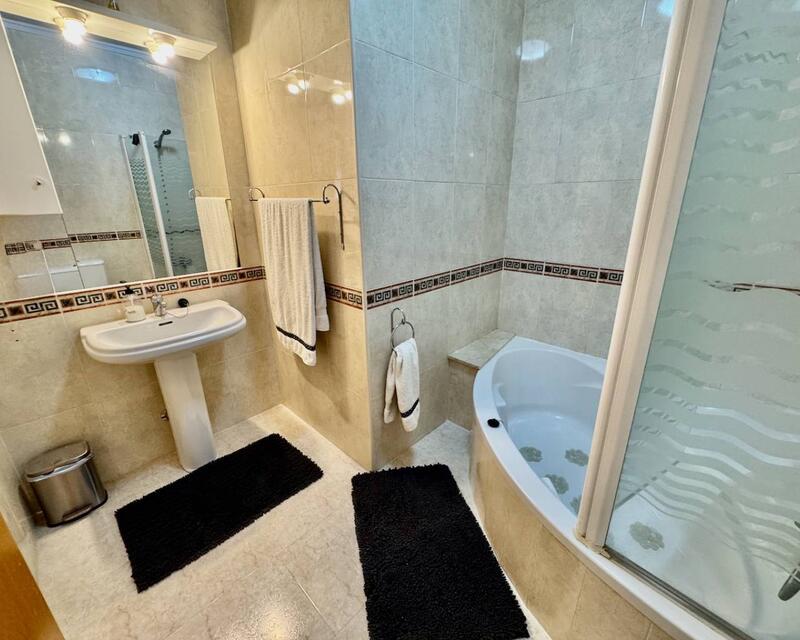 2 Schlafzimmer Villa zu verkaufen