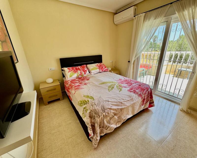 2 Schlafzimmer Villa zu verkaufen