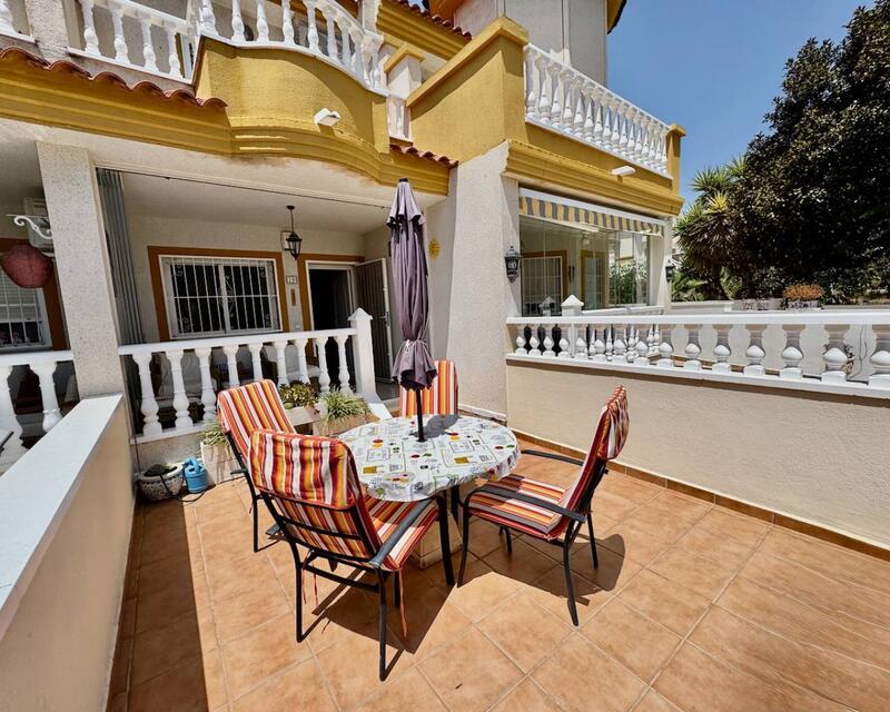 2 Schlafzimmer Villa zu verkaufen