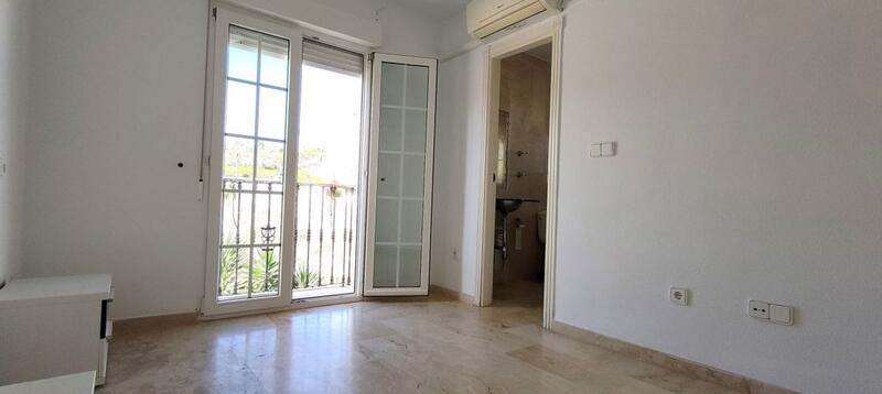2 slaapkamer Appartement Te koop