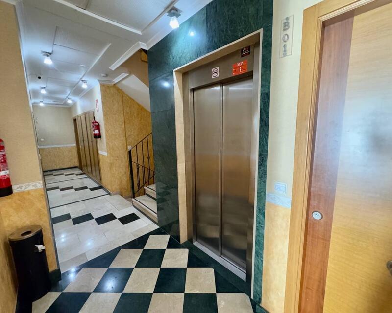 2 спальная комната квартира продается