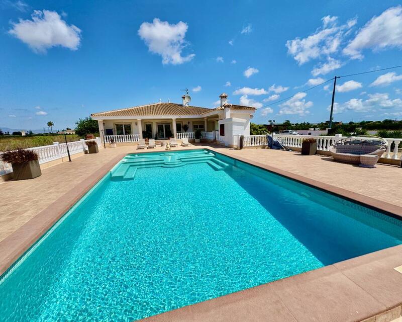 Villa en venta en Rojales, Alicante