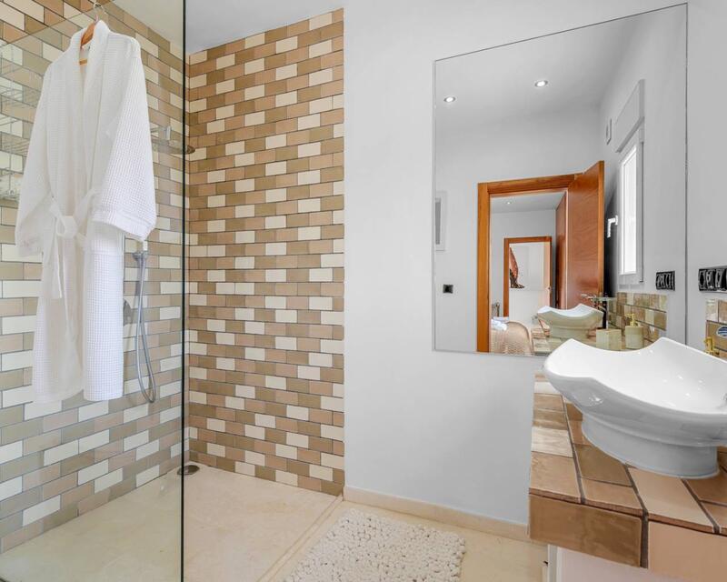 7 Schlafzimmer Villa zu verkaufen
