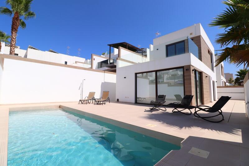 3 slaapkamer Villa Te koop