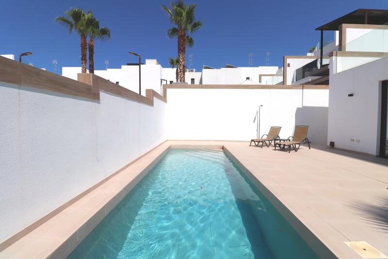 3 slaapkamer Villa Te koop