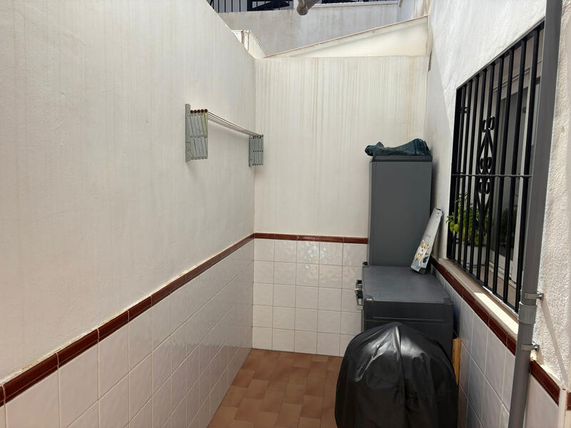 2 bedroom Townhouse for sale