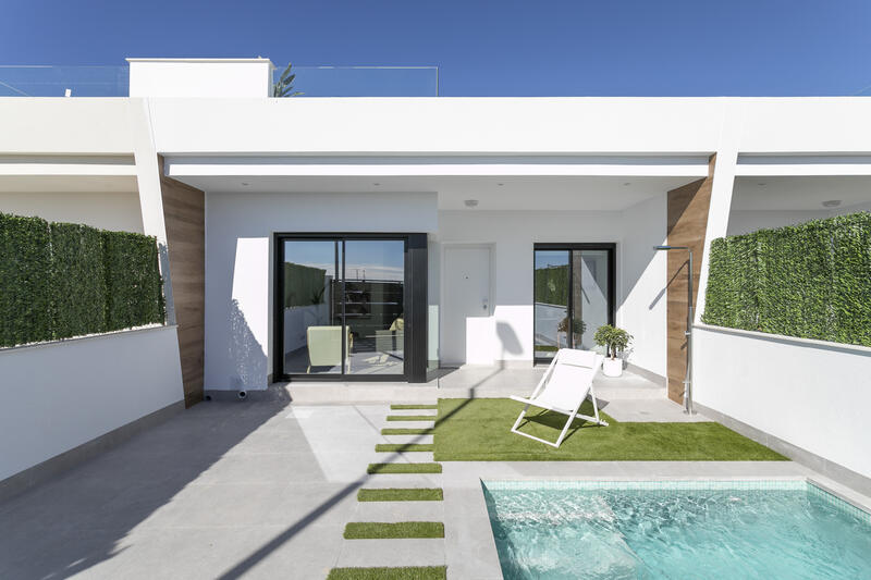 Villa for sale in Roda Golf Course, Murcia