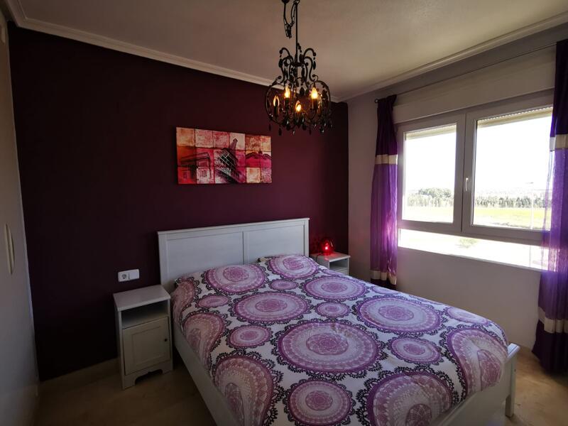 2 slaapkamer Appartement voor lange termijn huur