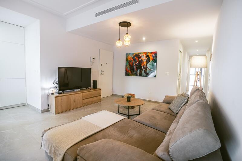 2 bedroom Apartment for sale