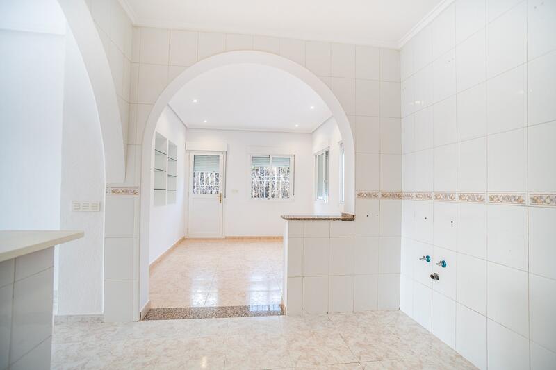 4 Schlafzimmer Villa für Langzeitmiete